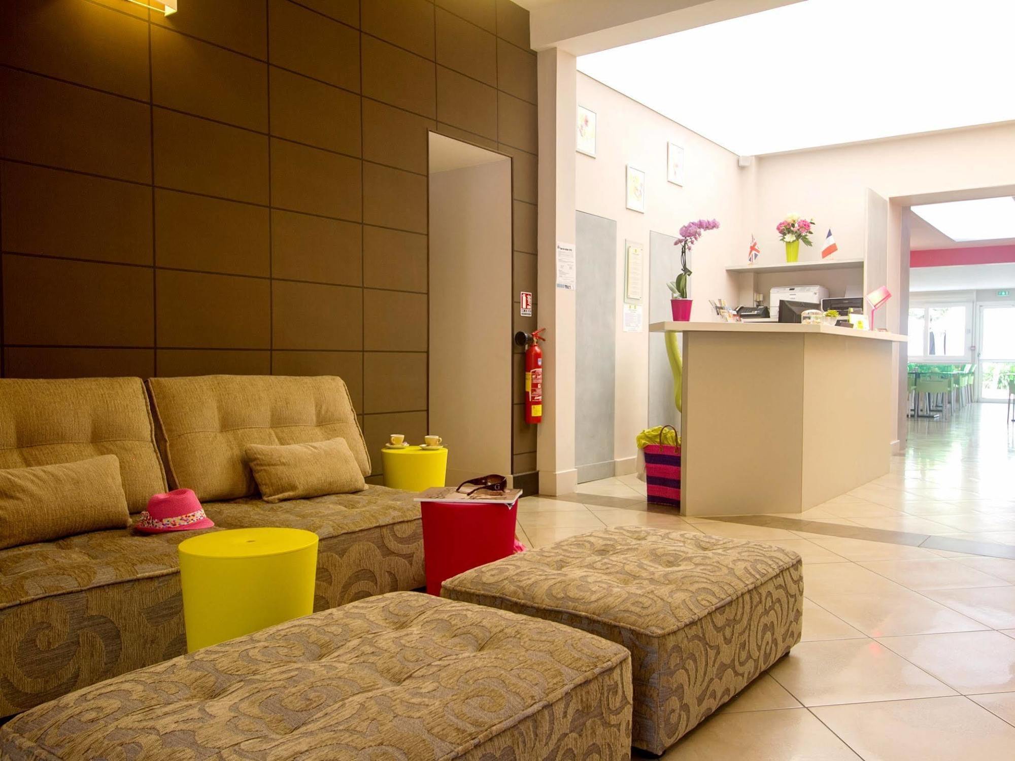Les Hirondelles Hotel Les Sables-d'Olonne Luaran gambar