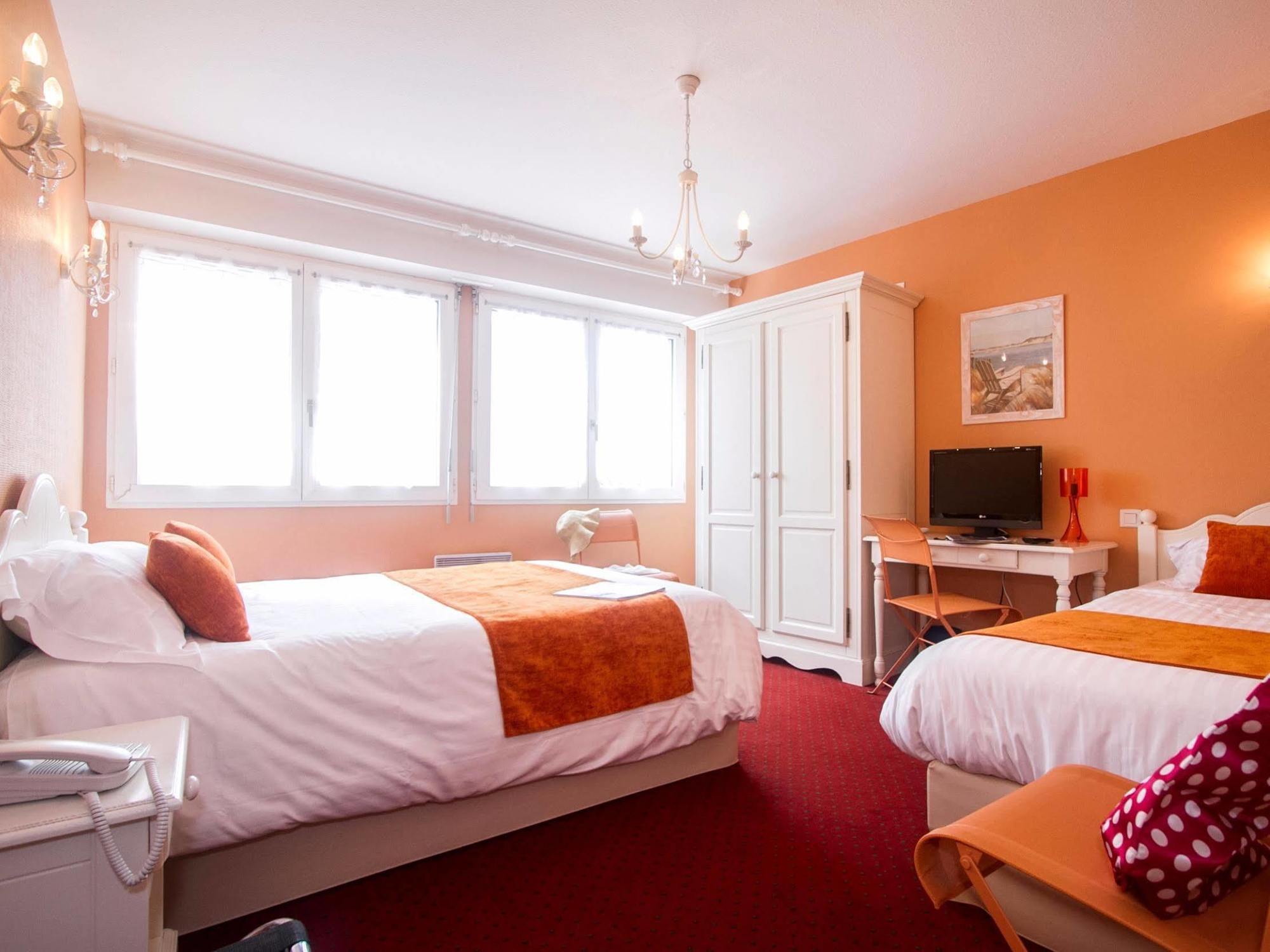 Les Hirondelles Hotel Les Sables-d'Olonne Luaran gambar